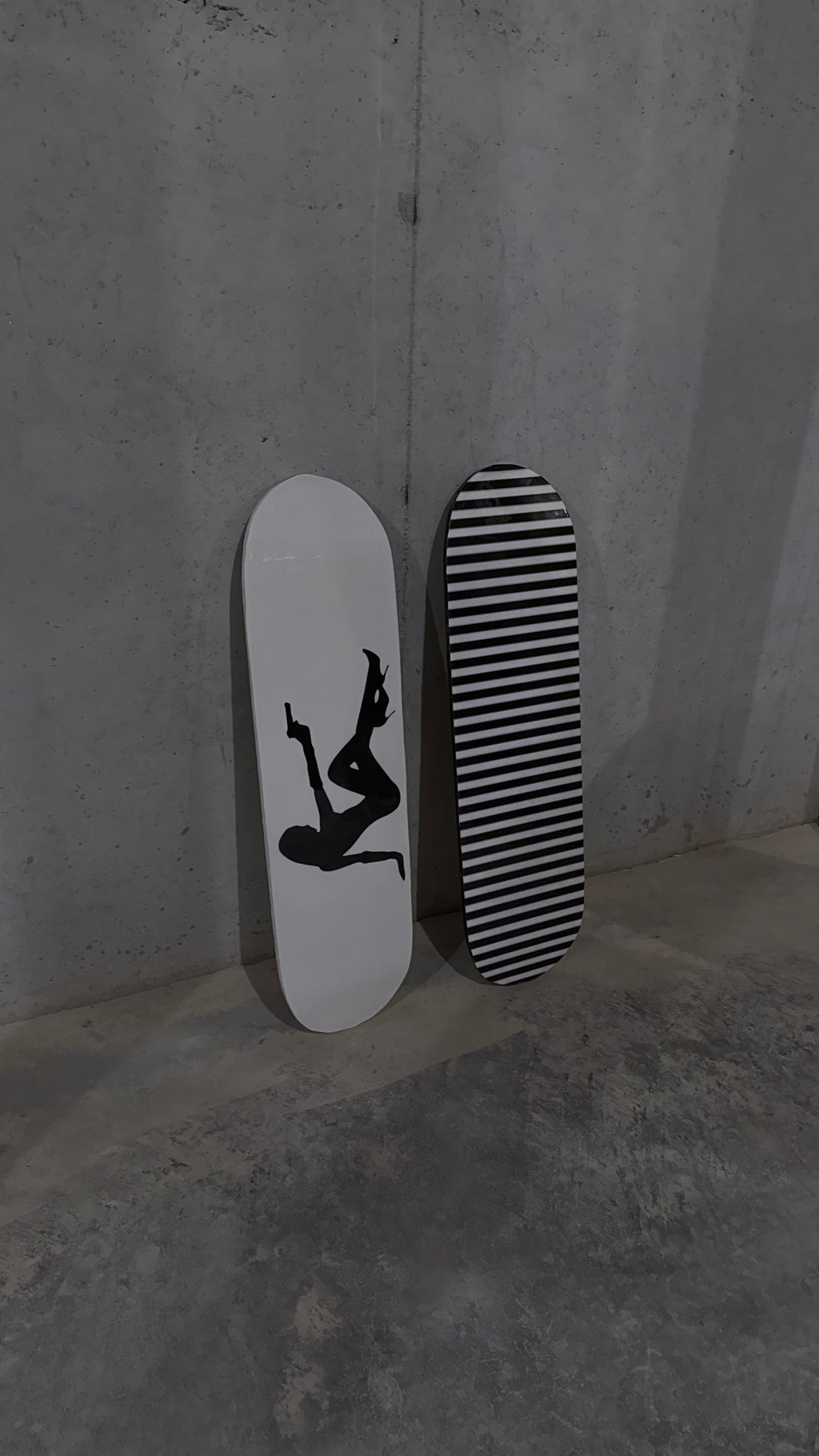silhouette & stripes skateboard deck set