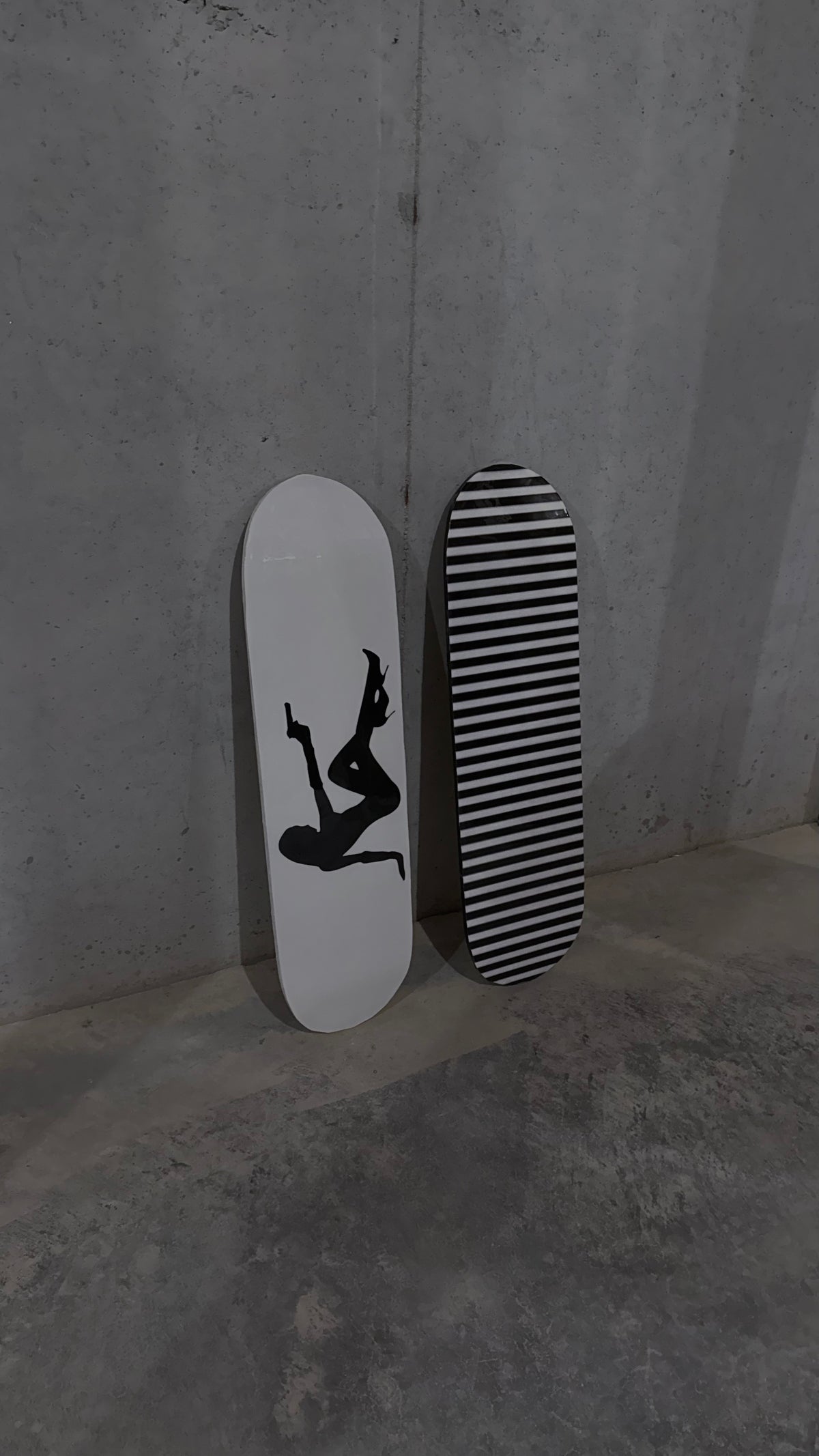 silhouette & stripes skateboard deck set