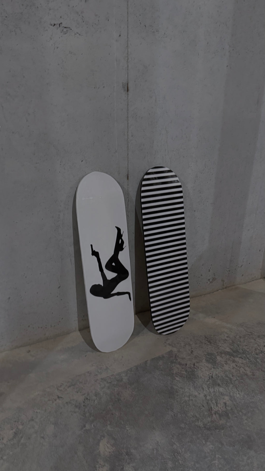 silhouette & stripes skateboard deck set