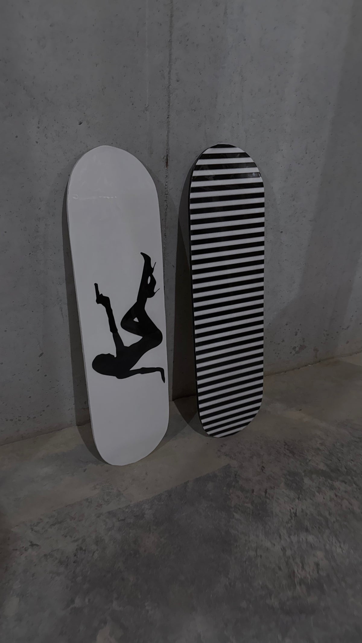 silhouette & stripes skateboard deck set