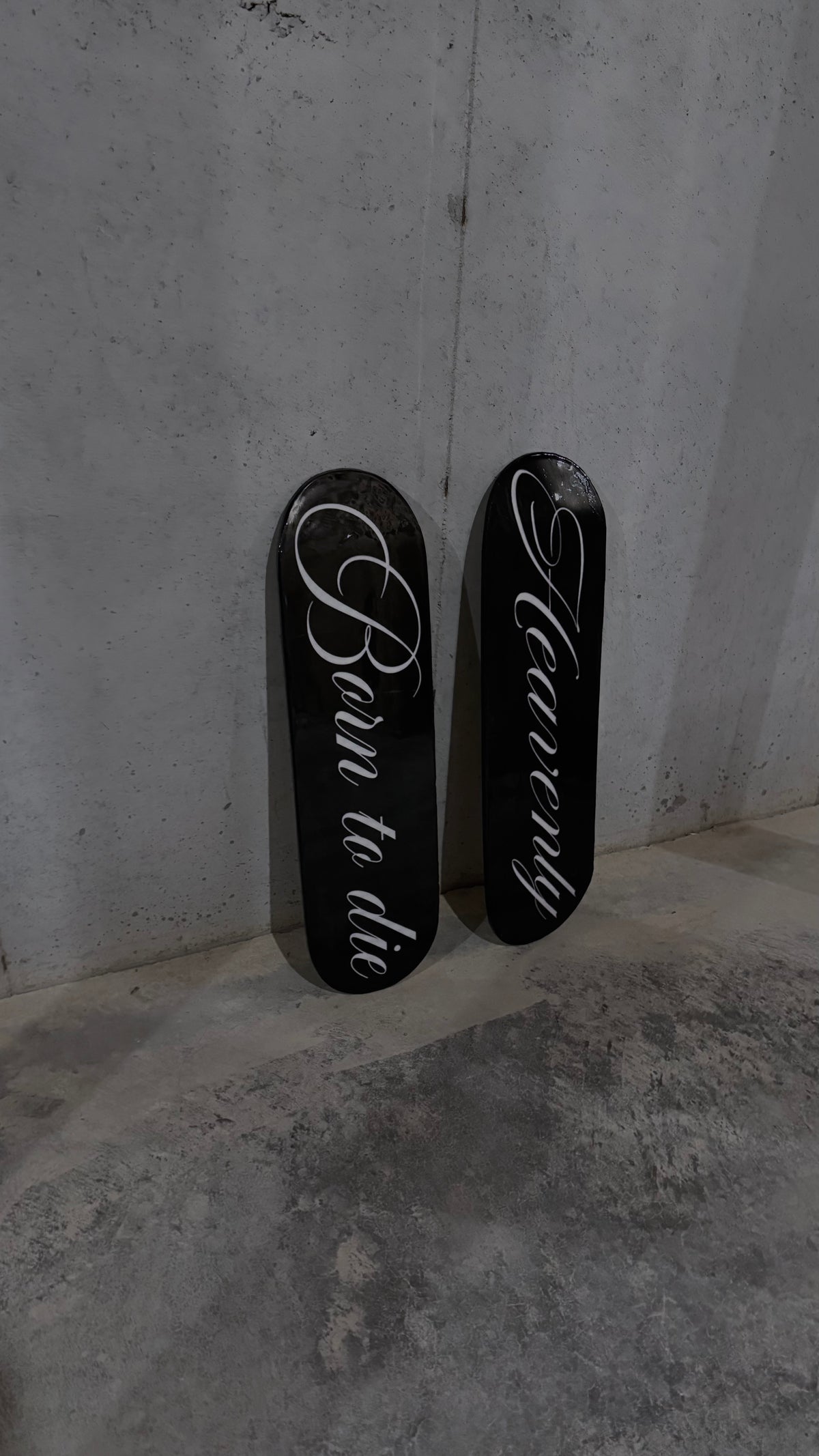 cursive text skateboard deck set